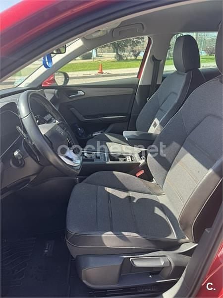 Usado Seat Leon XCELLENCE 150 CV (110 kW) 2020 Rojo Berlina