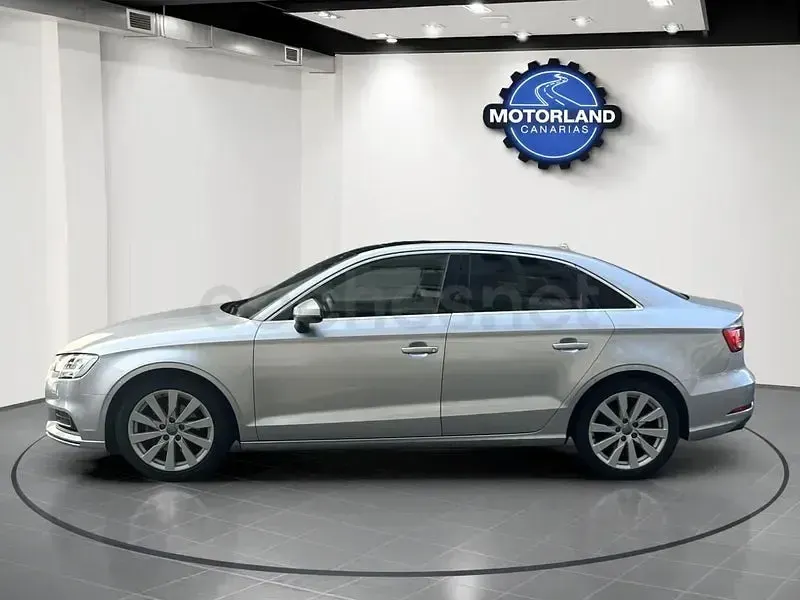 Usado Audi A3 Premium 150 CV (110 kW) 2017 Gris / plata Berlina