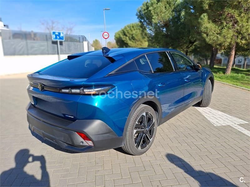 Usado Peugeot 408 Allure 181 CV (133 kW) 2024 Azul SUV