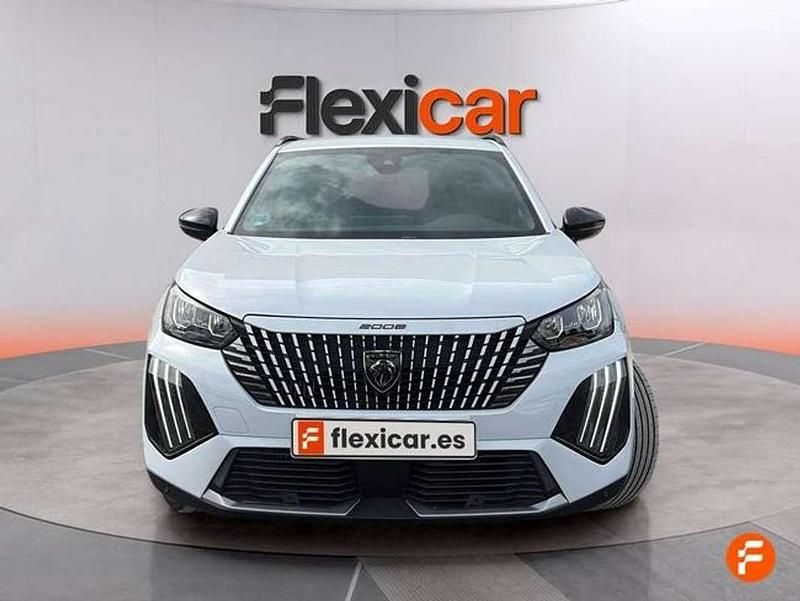 Usado Peugeot 2008 Allure 101 CV (74 kW) 2025 Blanco SUV