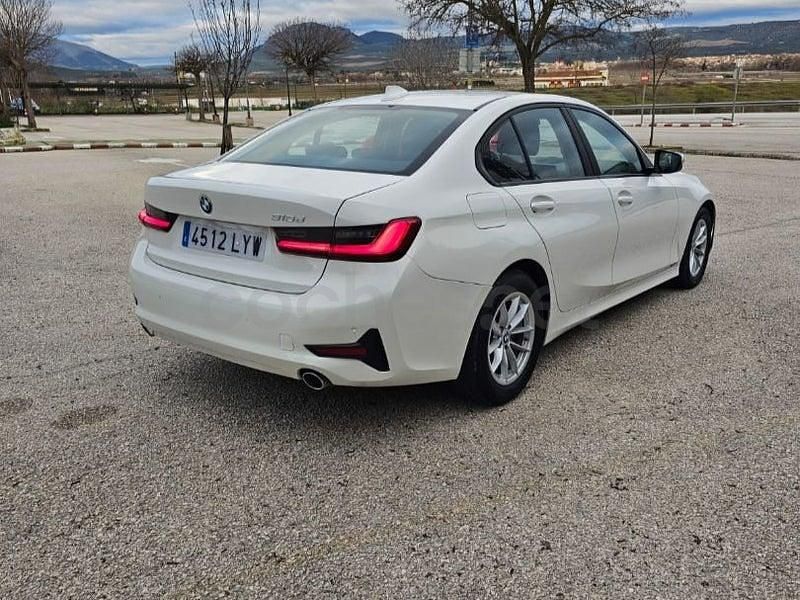 Usado BMW 318 Comfort Edition 150 CV (110 kW) 2022 Blanco Berlina