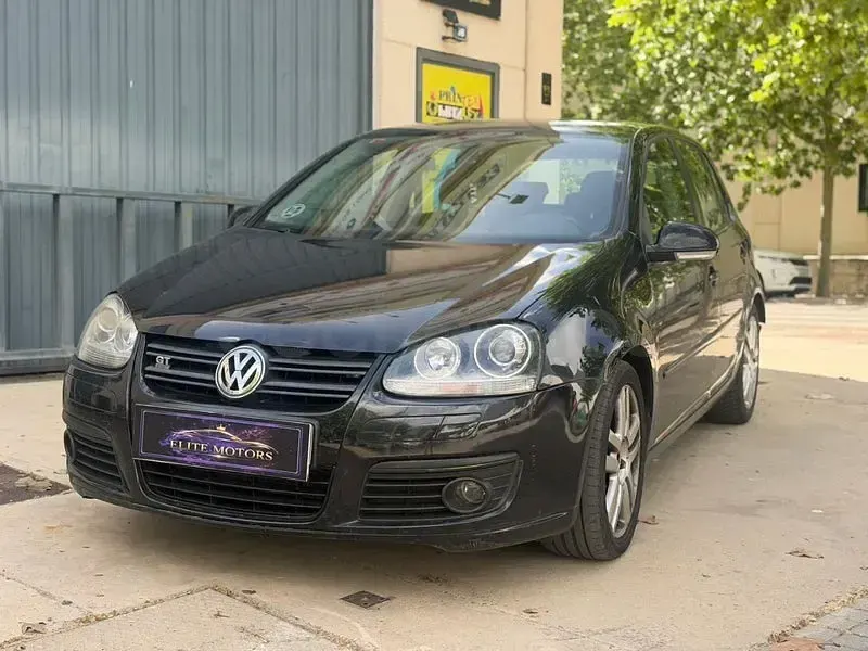 Usado VW Golf VI GT 105 CV (77 kW) 2009 Negro Utilitario