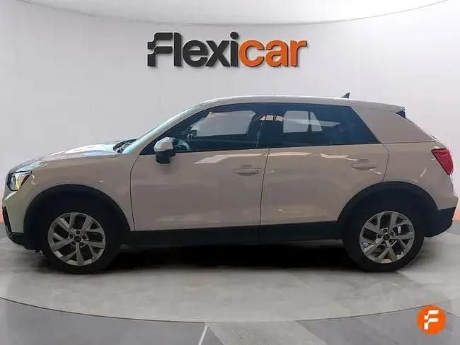Używany Audi Q2 110 KM (80 kW) 2023 Biały SUV