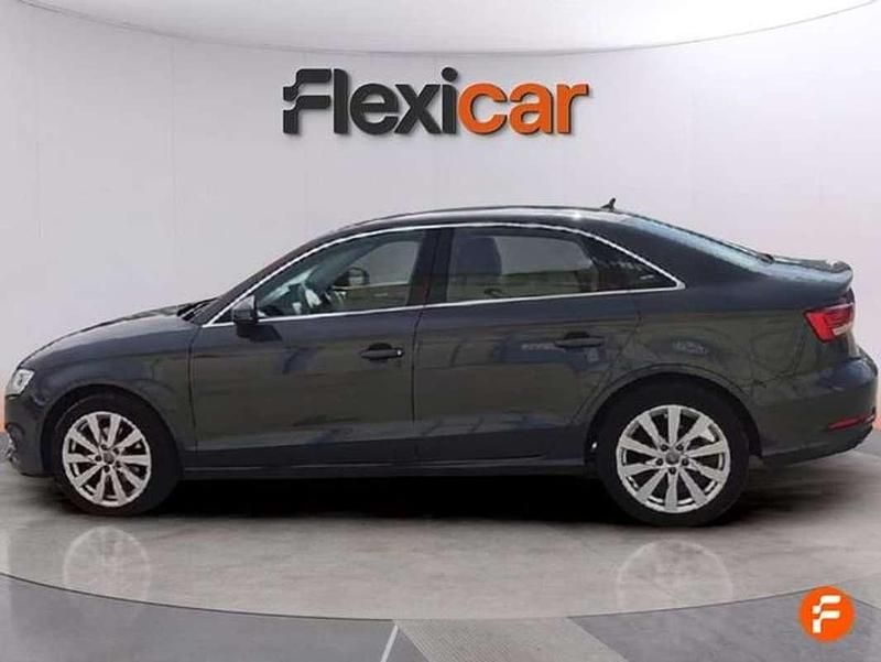 Käytetty Audi A3 116 HP (85 kW) 2018 Harmaa Sedan