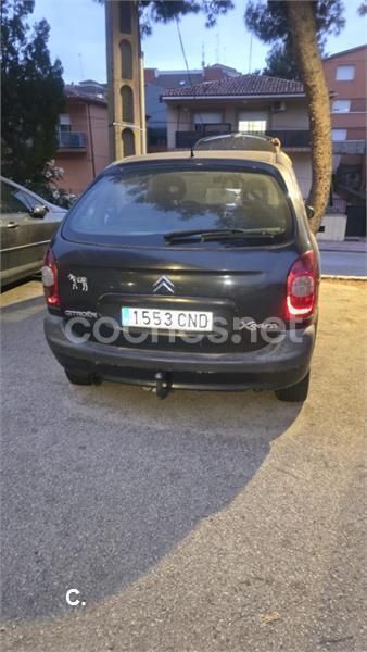Negro Usado 2003 Citroën Xsara Picasso Monovolumen | 1200 € (Buen precio) - Imagen 1/4