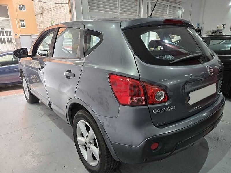 Usado Nissan Qashqai Acenta 115 CV (84 kW) 2010 Gris / plata SUV