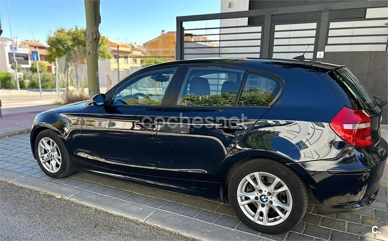 Usado BMW 118 143 CV (105 kW) 2008 Azul Utilitario
