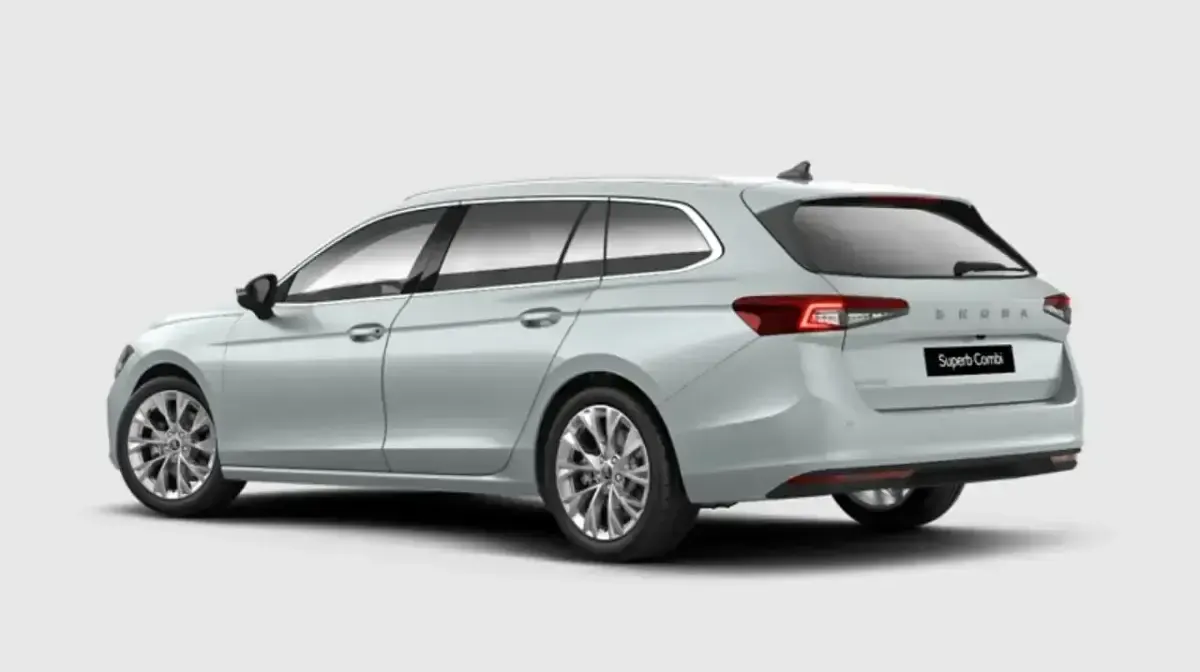 Nuevo Skoda Superb 150 CV (110 kW) 2026 Gris Familiar