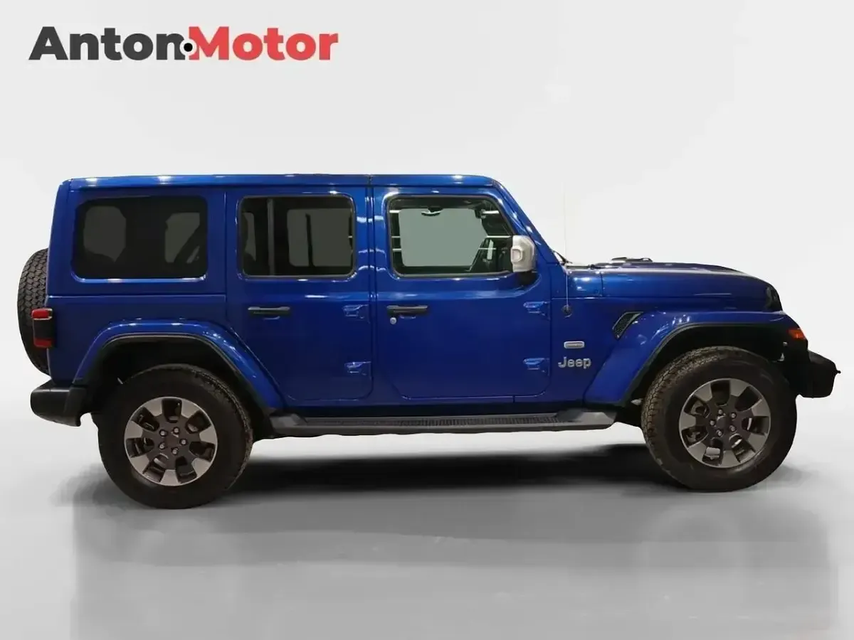 Usado Jeep Wrangler Sahara 200 CV (147 kW) 2019 Azul SUV