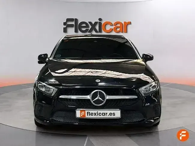 Usado Mercedes A180 116 CV (85 kW) 2019 Negro