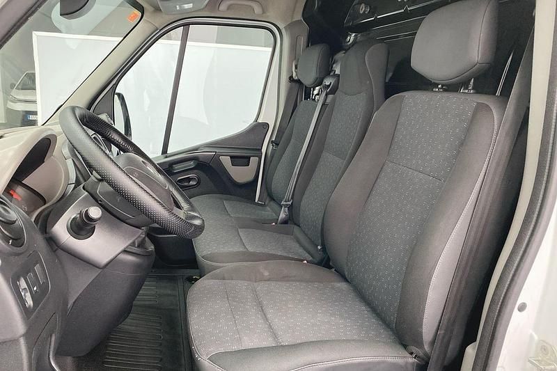 Usado Opel Movano 130 HP (95 kW) 2017 Branco Monovolume