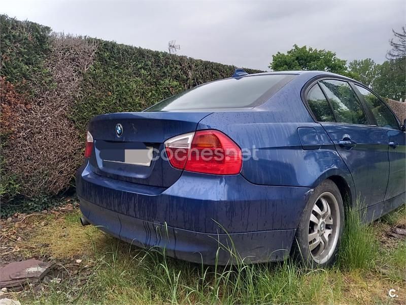 Usado BMW 320 150 CV (110 kW) 2007 Azul Berlina