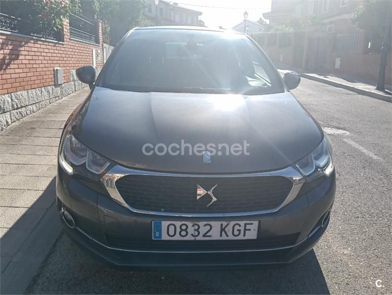 Gris / plata Usado 2017 DS Automobiles DS4 Berlina | 9000 € (Super precio) - Imagen 1/4