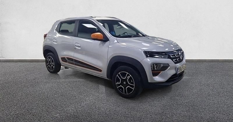 Usado Dacia Spring Comfort Plus 33 kW (45 CV) 2021 Utilitario