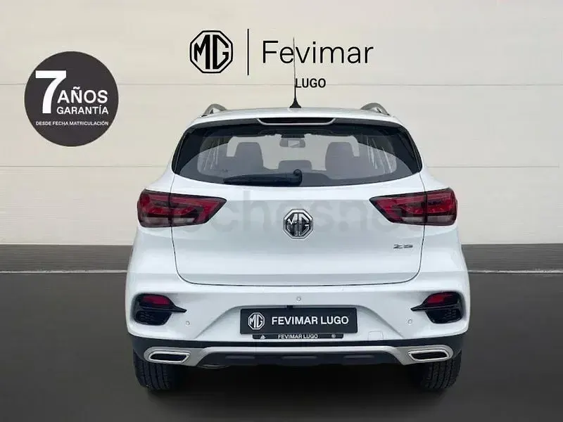 Usado MG ZS Luxury 106 CV (77 kW) 2024 Blanco SUV