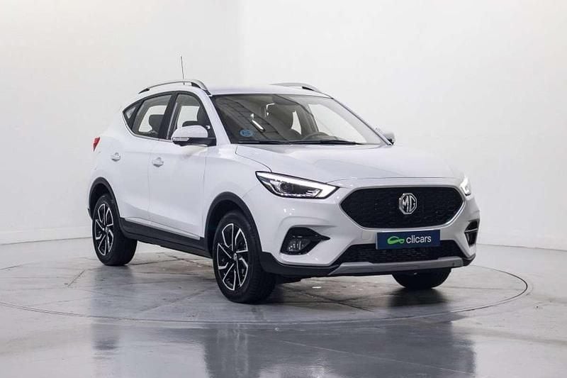 Usado MG ZS Luxury 111 HP (81 kW) 2023 Branco SUV