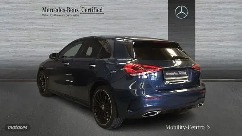 Usado Mercedes A250 218 CV (160 kW) 2021 Azul Berlina