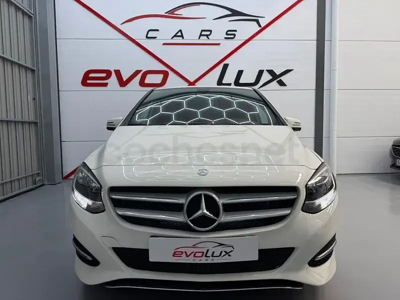 Occasion Mercedes B180 Urban 109 PK (80 kW) 2016 Wit MPV