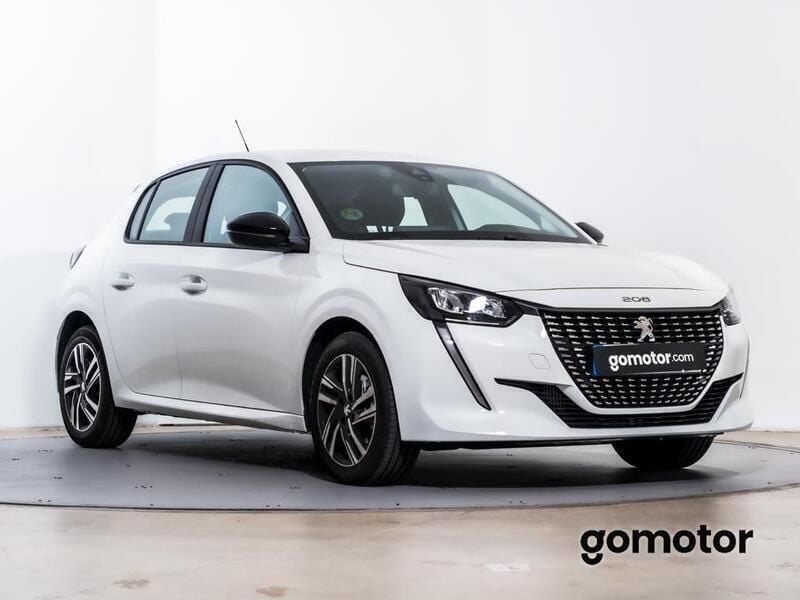 Usado Peugeot 208 Active 100 CV (73 kW) 2023 Blanco blanquise Utilitario