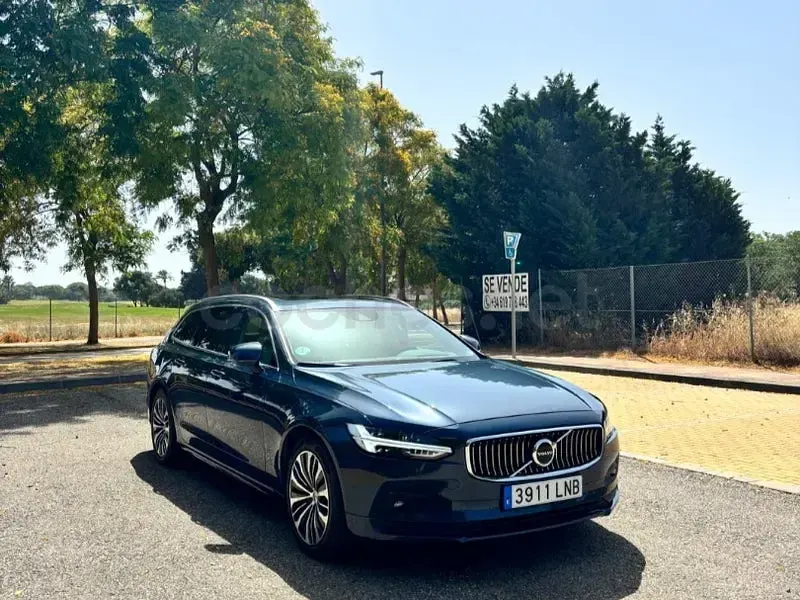 Usado Volvo V90 Momentum 197 CV (144 kW) 2021 Gris / plata Familiar