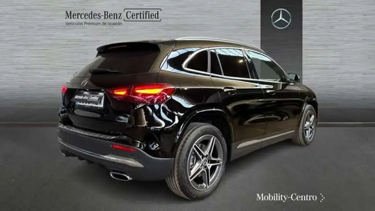 Usado Mercedes GLA250 217 CV (159 kW) 2025 Negro SUV