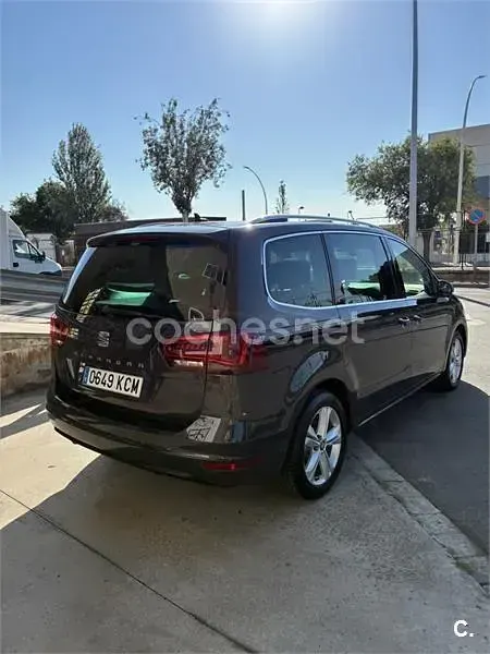 Usado Seat Alhambra Style 150 CV (110 kW) 2017 Negro Monovolumen