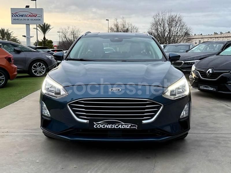 Usado Ford Focus Trend 120 CV (88 kW) 2021 Azul Familiar