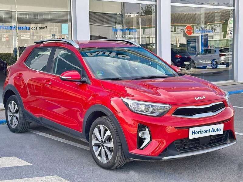 Rojo Usado 2022 Kia Stonic SUV | 18.970 € (Caro) - Imagen 1/4