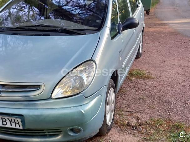 Usado Citroën Xsara Picasso Exclusive 117 CV (86 kW) 2002 Azul Monovolumen