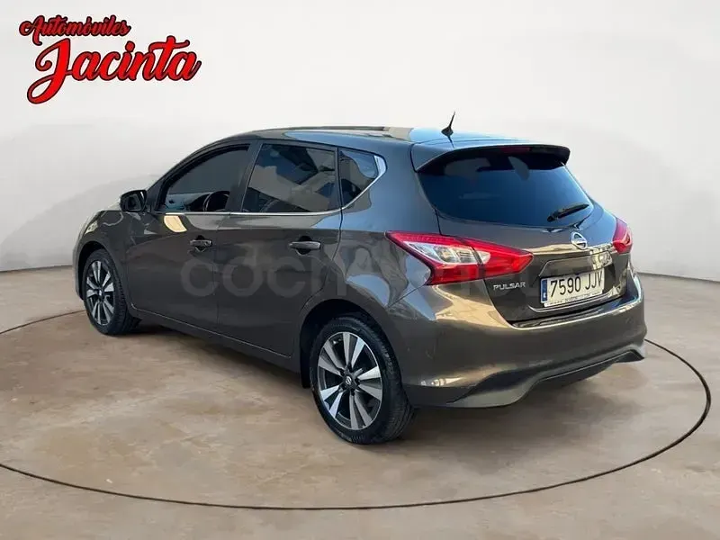 Usado Nissan Pulsar N-Connecta 115 CV (84 kW) 2015 Marrón Utilitario