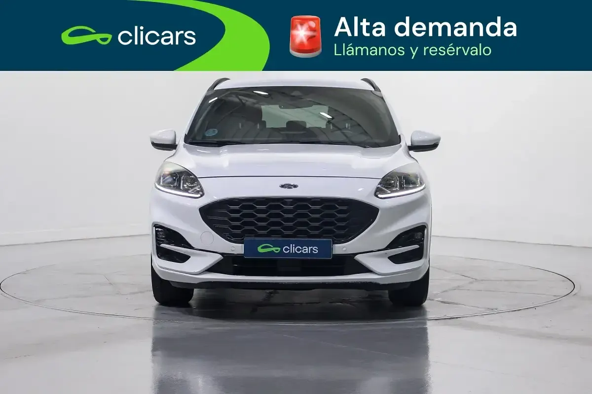 Usado Ford Kuga ST-Line 120 CV (88 kW) 2023 Blanco SUV