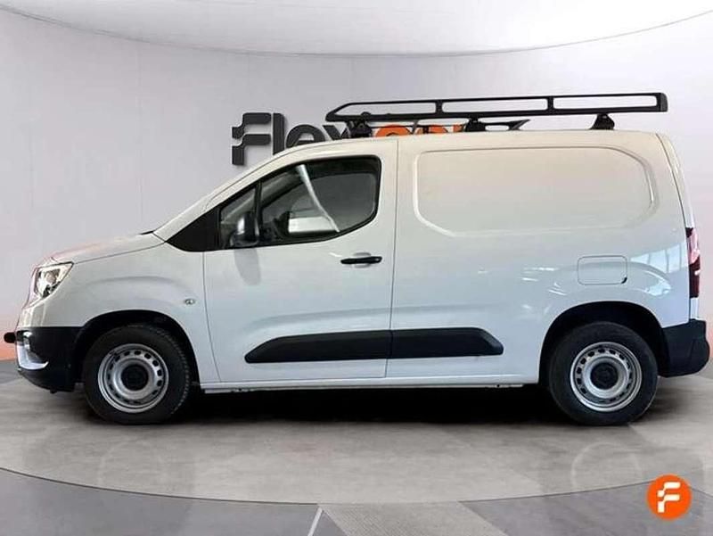 Usado Opel Combo 102 CV (75 kW) 2022 Blanco Monovolumen