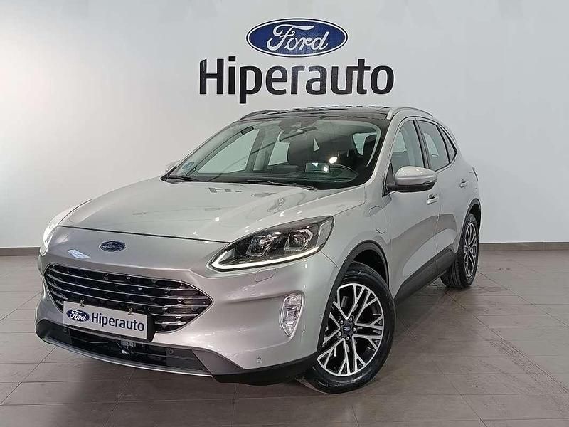Usado Ford Kuga Titanium 224 CV (164 kW) 2020 Gris SUV
