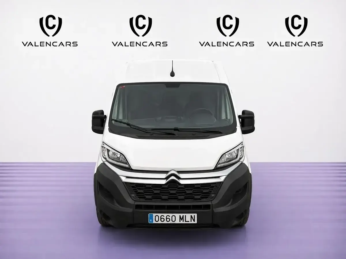 Usado Citroën Jumper 140 CV (102 kW) 2024 Blanco Monovolumen