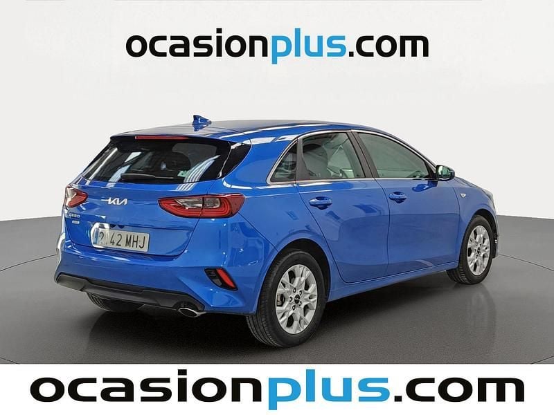Usado Kia Ceed 136 CV (100 kW) 2023 Azul Utilitario
