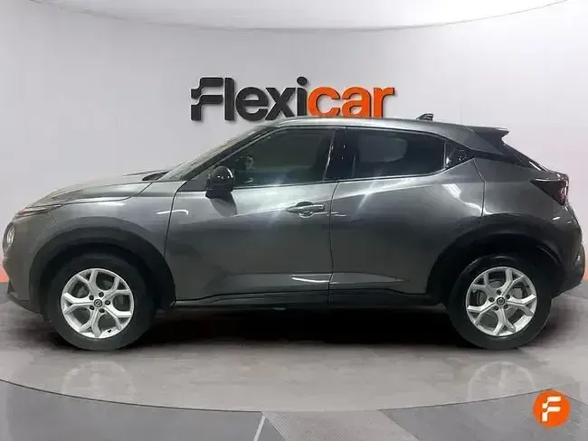Usado Nissan Juke Acenta 114 CV (83 kW) 2020 Gris SUV