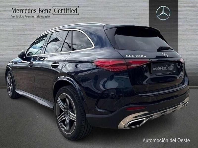 Usado Mercedes GLC220 AMG line 199 CV (146 kW) 2025 Azul Berlina
