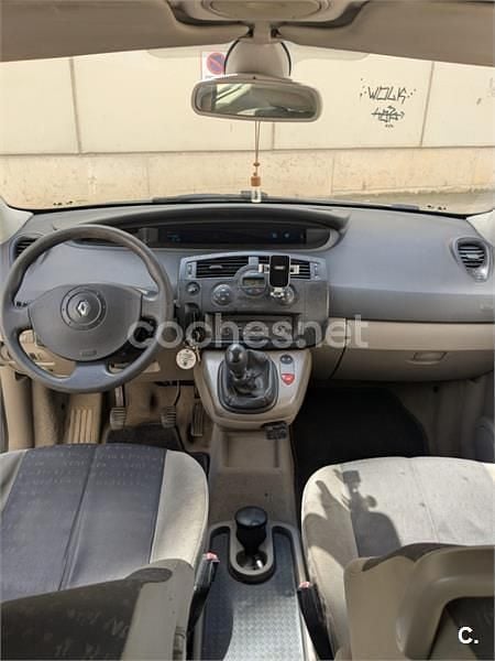 Begagnad Renault Scénic II Dynamique 120 HK (88 kW) 2005 Grå Minibuss