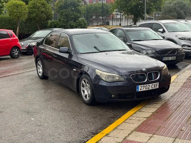 Käytetty BMW 530 231 HP (169 kW) 2004 Sininen Sedan