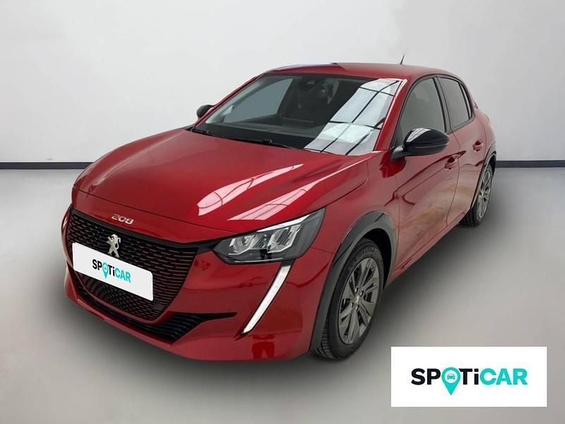 Rojo Usado 2023 Peugeot e-208 Allure Utilitario | 19.990 € (Buen precio) - Imagen 1/4