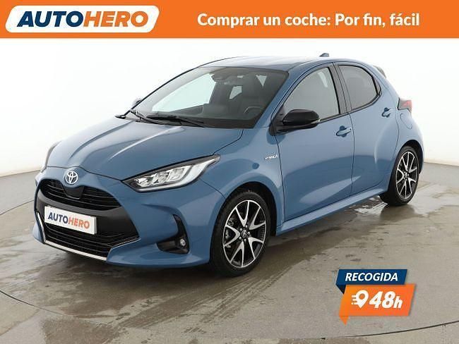 Usado Toyota Yaris Hybrid Style 116 CV (85 kW) 2020 Azul Berlina
