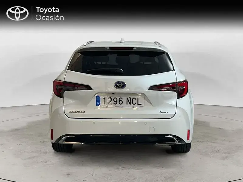 Usado Toyota Corolla Sport 178 CV (130 kW) 2025 Blanco Familiar