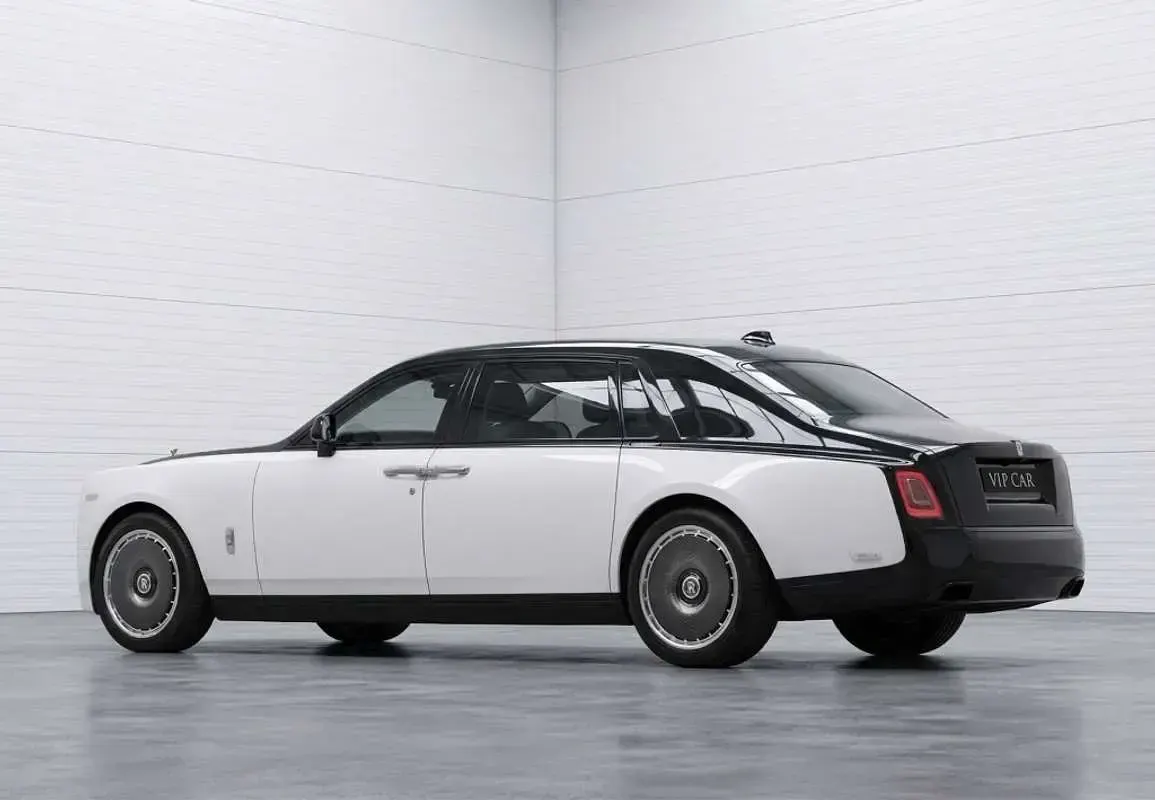Usado Rolls Royce Phantom 571 CV (419 kW) 2024 Berlina