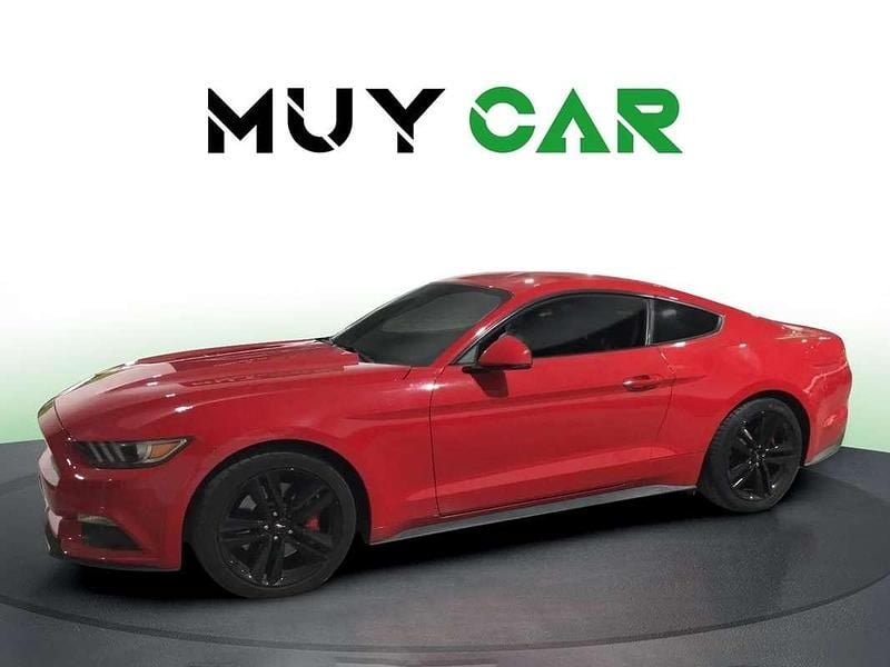 Usado Ford Mustang Fastback 314 CV (230 kW) 2015 Rojo Coupe
