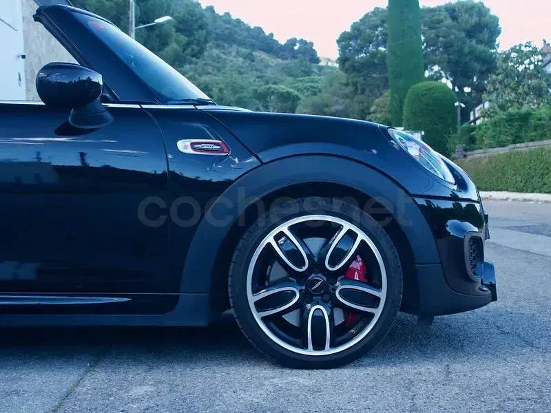 Usado Mini John Cooper Works Cabriolet 231 CV (169 kW) 2020 Negro Descapotable