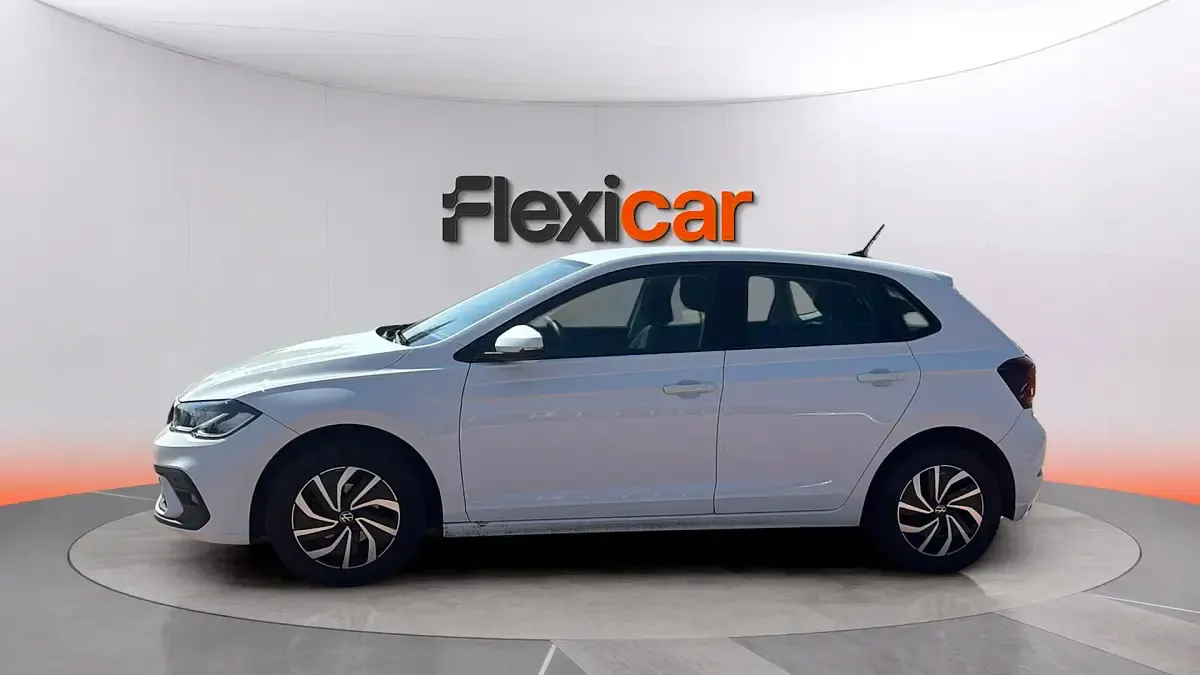 Usado VW Polo Life 95 CV (69 kW) 2023 Blanco Utilitario