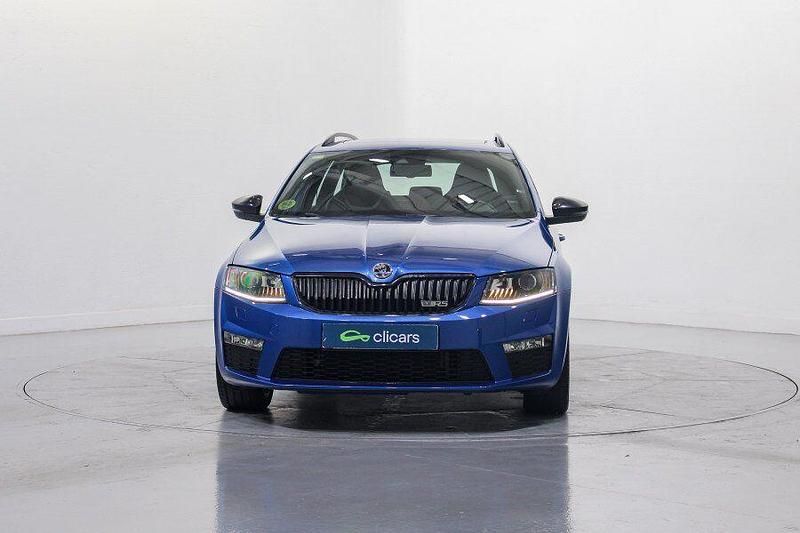 Usado Skoda Octavia RS 184 CV (135 kW) 2016 Azul Utilitario