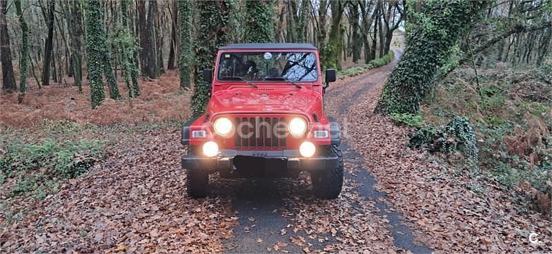 Usado Jeep Wrangler 118 CV (86 kW) 2000 Rojo SUV