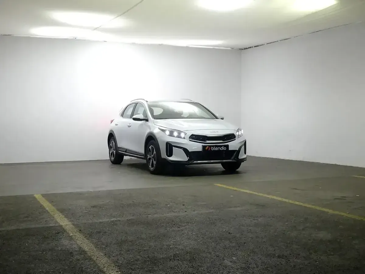 Usado Kia XCeed 141 CV (103 kW) 2024 Blanco SUV