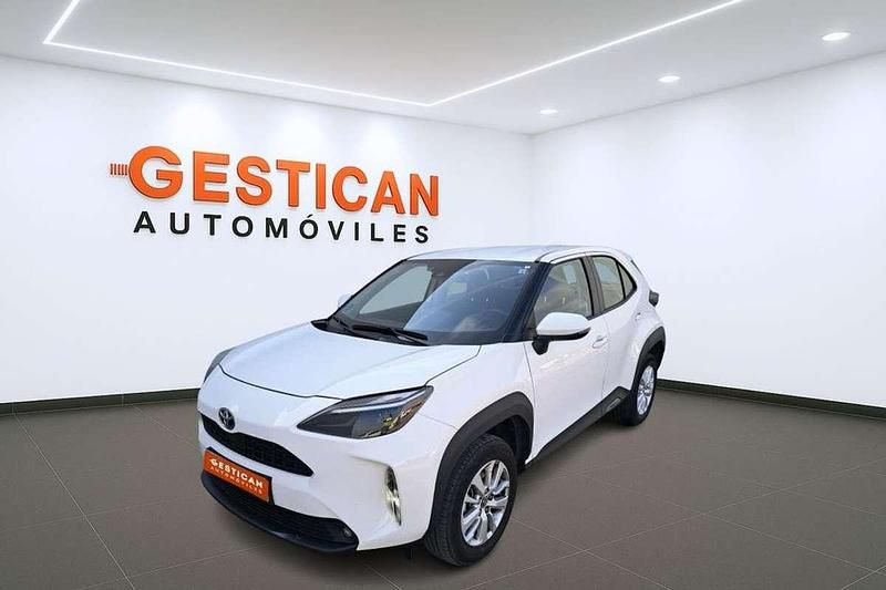 Blanco Usado 2022 Toyota Yaris Cross Business Edition SUV | 20.990 € (Buen precio) - Imagen 1/4